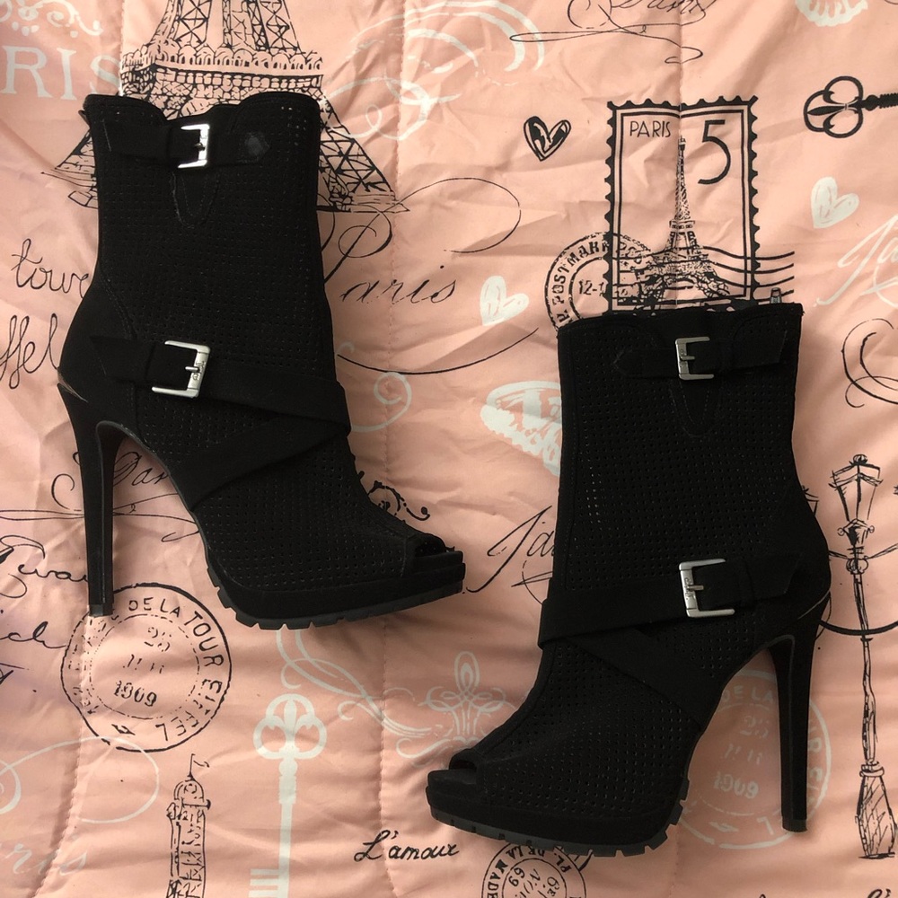 Juicy Couture High Ankle Boots